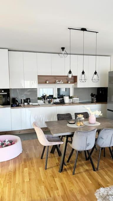 New Modern Accommodation In City Metković Екстериор снимка