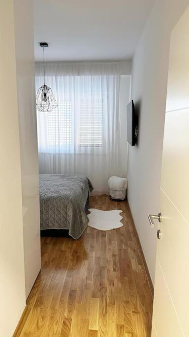 New Modern Accommodation In City Metković Екстериор снимка